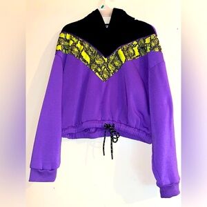 Miss Selfie Retro Neon Purple & Green Crop Top Hoodie Size Medium